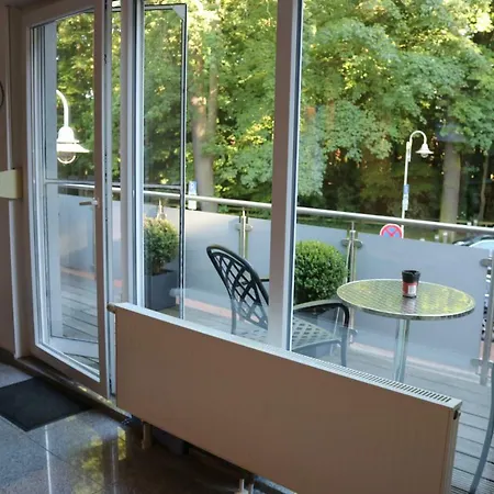 Zwei Anker Max 5 Personen & Leuchtturm Max 4 Personen, Direkt In Scheunenviertel, Balkon, Wlan , Privater Parkplatz, Wallbox Appartamento *