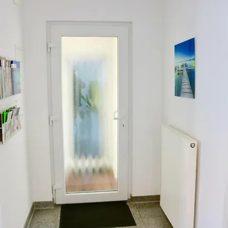 Zwei Anker Max 5 Personen & Leuchtturm Max 4 Personen, Direkt In Scheunenviertel, Balkon, Wlan , Privater Parkplatz, Wallbox Appartamento *