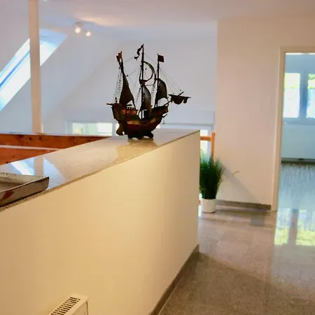 Zwei Anker Max 5 Personen & Leuchtturm Max 4 Personen, Direkt In Scheunenviertel, Balkon, Wlan , Privater Parkplatz, Wallbox 아파트