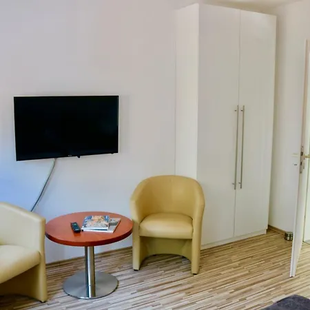 Zwei Anker Max 5 Personen & Leuchtturm Max 4 Personen, Direkt In Scheunenviertel, Balkon, Wlan , Privater Parkplatz, Wallbox Appartamento Steinhude