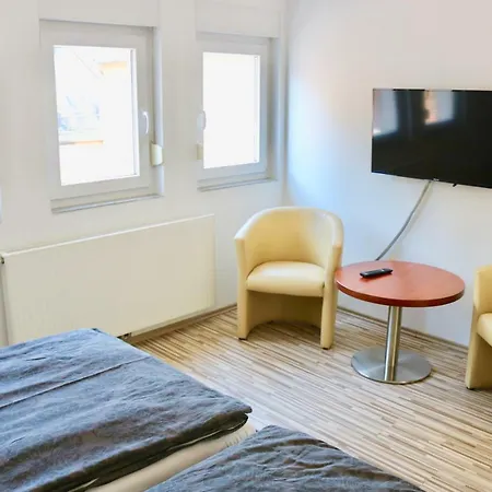 Zwei Anker Max 5 Personen & Leuchtturm Max 4 Personen, Direkt In Scheunenviertel, Balkon, Wlan , Privater Parkplatz, Wallbox