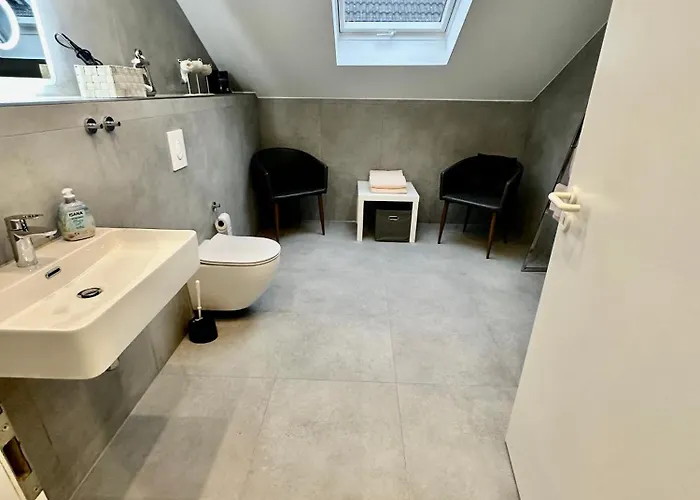 Zwei Anker Max 5 Personen & Leuchtturm Max 4 Personen, Direkt In Scheunenviertel, Balkon, Wlan , Privater Parkplatz, Wallbox * 施坦胡德