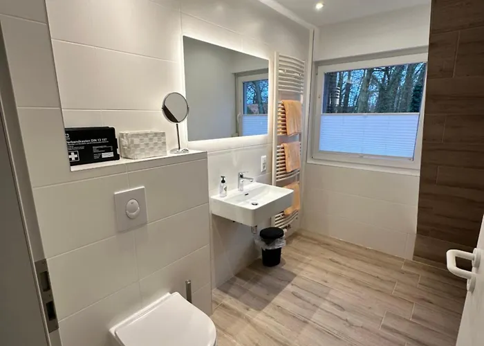 公寓 Zwei Anker Max 5 Personen & Leuchtturm Max 4 Personen, Direkt In Scheunenviertel, Balkon, Wlan , Privater Parkplatz, Wallbox