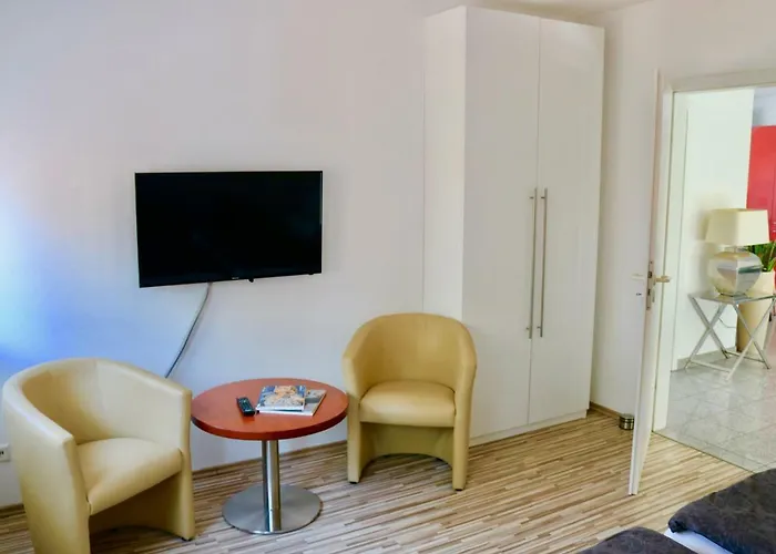 Zwei Anker Max 5 Personen & Leuchtturm Max 4 Personen, Direkt In Scheunenviertel, Balkon, Wlan , Privater Parkplatz, Wallbox 公寓 施坦胡德