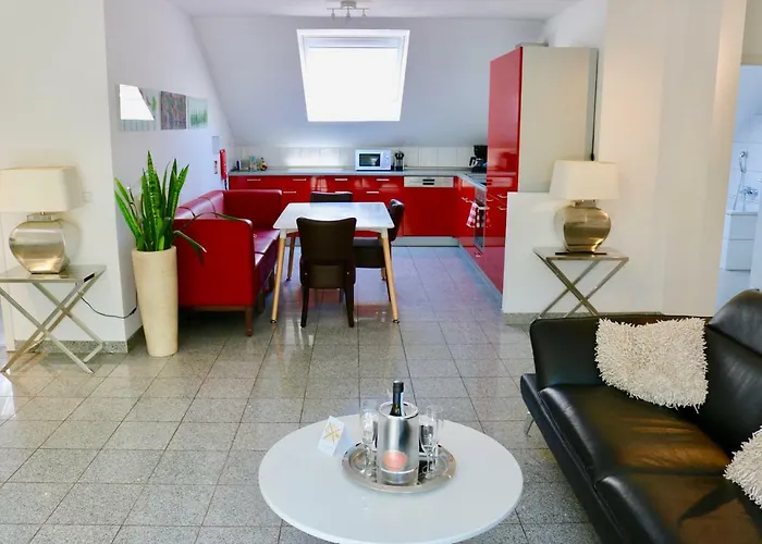 公寓 Zwei Anker Max 5 Personen & Leuchtturm Max 4 Personen, Direkt In Scheunenviertel, Balkon, Wlan , Privater Parkplatz, Wallbox *