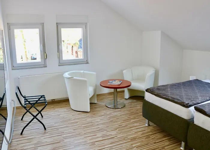 Apartamento Zwei Anker Max 5 Personen & Leuchtturm Max 4 Personen, Direkt In Scheunenviertel, Balkon, Wlan , Privater Parkplatz, Wallbox *